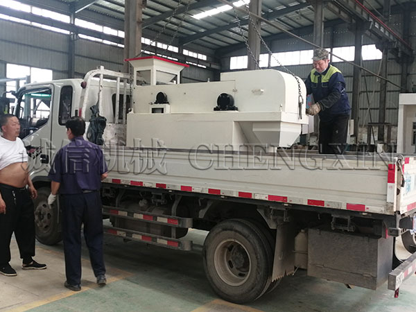 �\(ch��ng)�řC(j��)е400�͜u������x�C(j��)�b܇�l(f��)؛